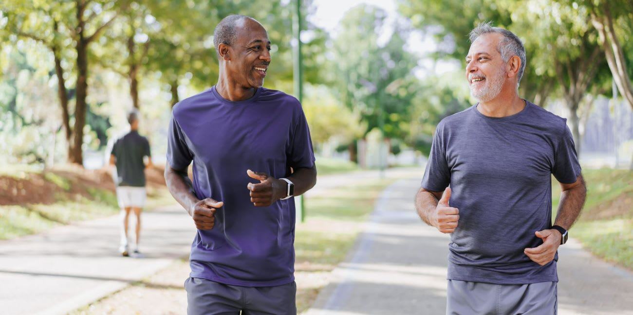 2 men jogging