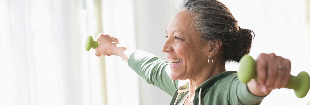 vrouw aan de fitness