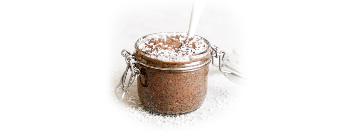 Pudding aux graines de chia, à la noix de coco et au cacao